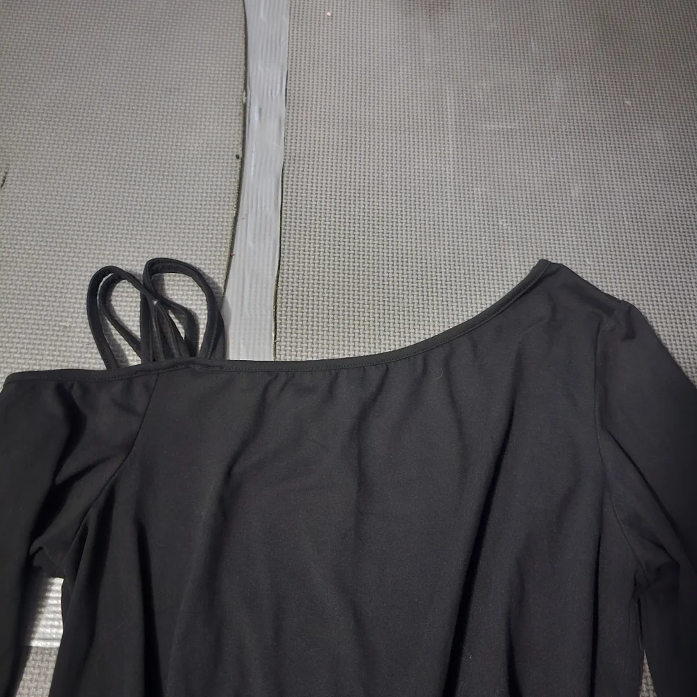 Black Asymmetric Lace Dress - Picture 2 of 3